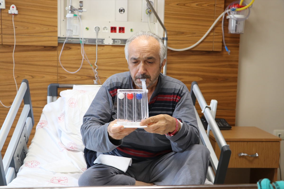 Trabzon’da 5 hasta göğüs kafesi açılmadan koroner baypas edildi
