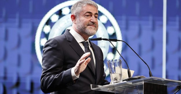 Hazine ve Maliye Bakanı Nebati: Politika-kredi faizi makası kademeli biçimde kapanıyor
