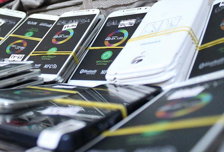 Trabzon’da gümrük kaçağı cep telefonu ele geçirildi