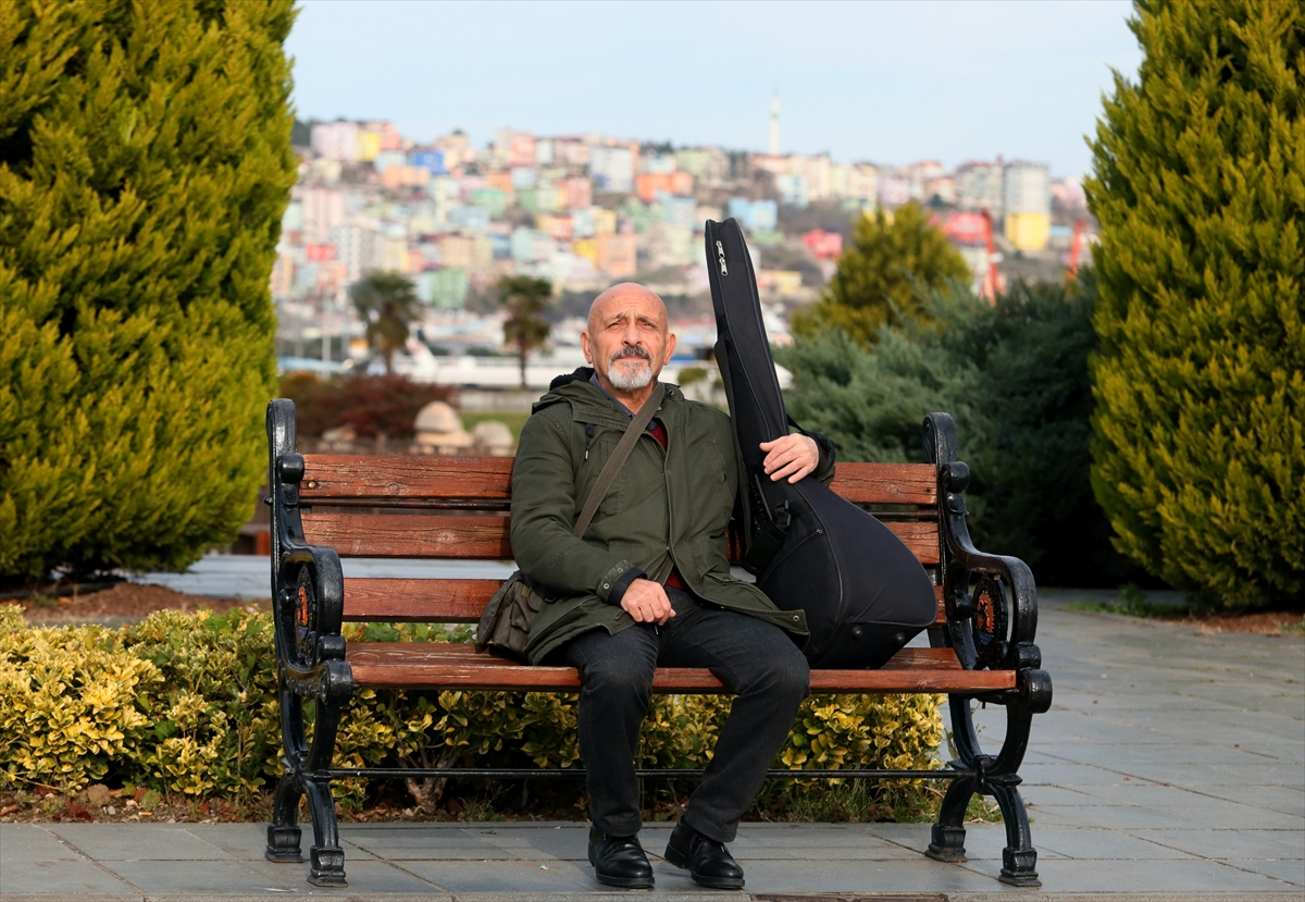 “Aşık Obalı”nın şehit Eren Bülbül için yaktığı ağıt duygulandırdı