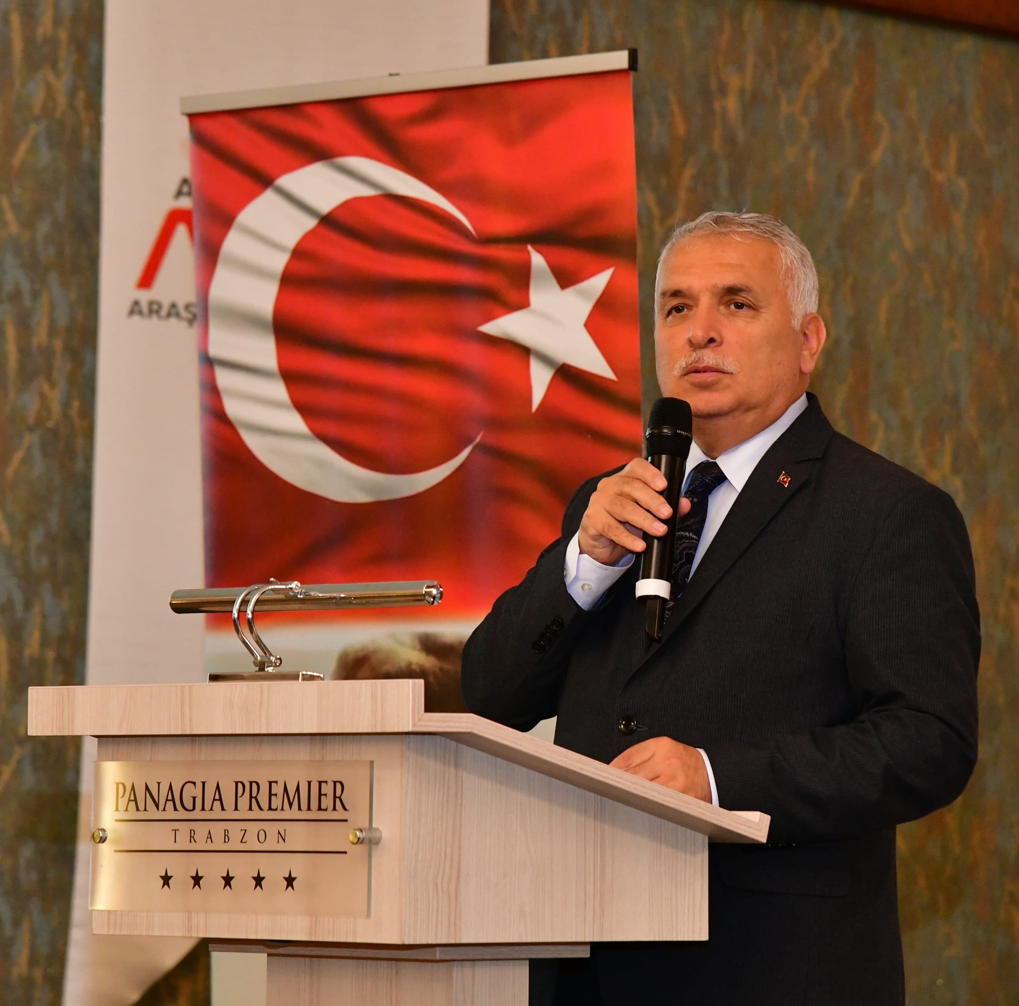 Vali Yıldırım’ın 29 Ekim Cumhuriyet Bayramı Mesajı