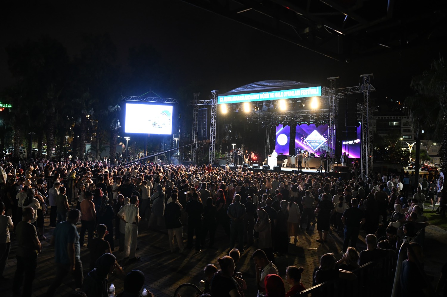 Başkan Genç: “Kültür Ve Sanatla Şehirlerin Ruhu Tamamlanır”