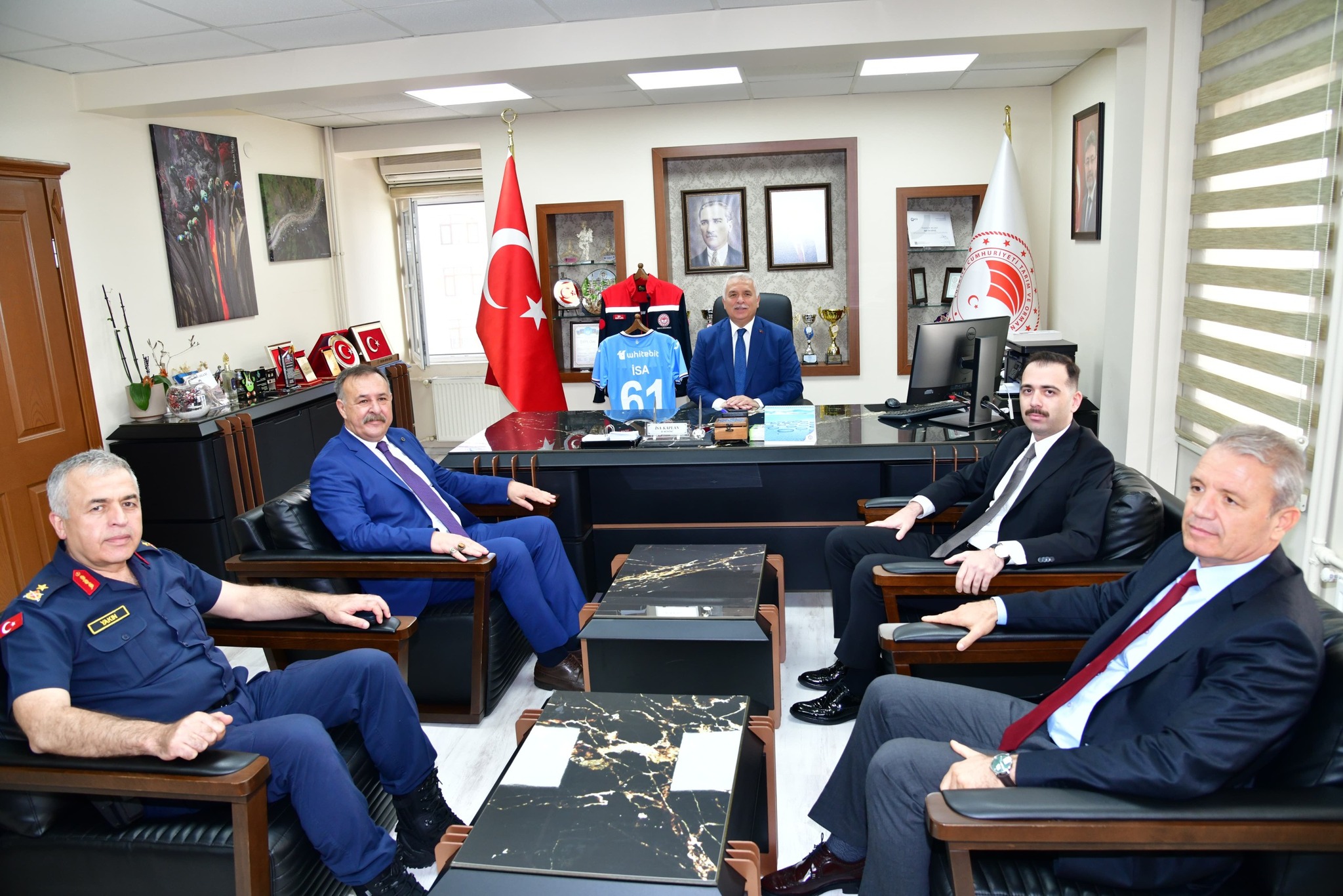 Vali Yıldırım Tarım ve Orman İl Müdürlüğünü Ziyaret Etti