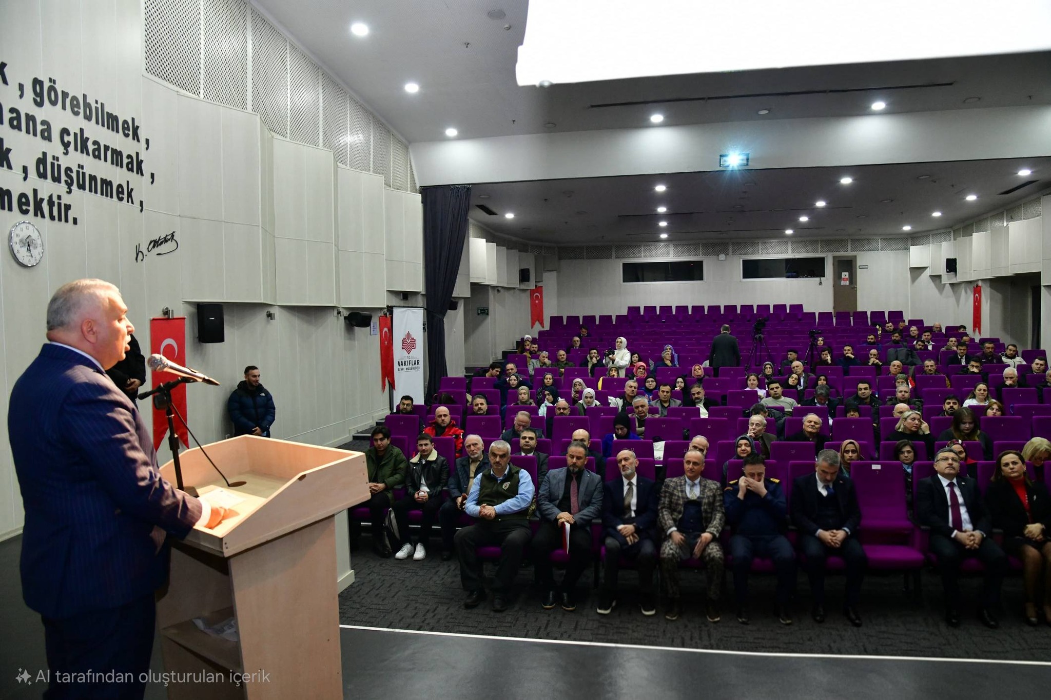 Vali Aziz Yıldırım, “Şarkın Fatihine Adanmış Bir Ömür: Gülbahar Hatun” Paneline Katıldı