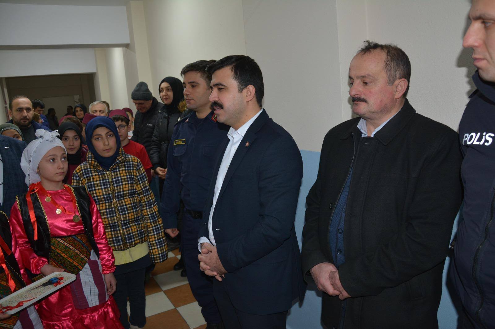 Taşkıran Mustafa Özer Ortaokulu’nda Anlamlı Kütüphane Açılışı