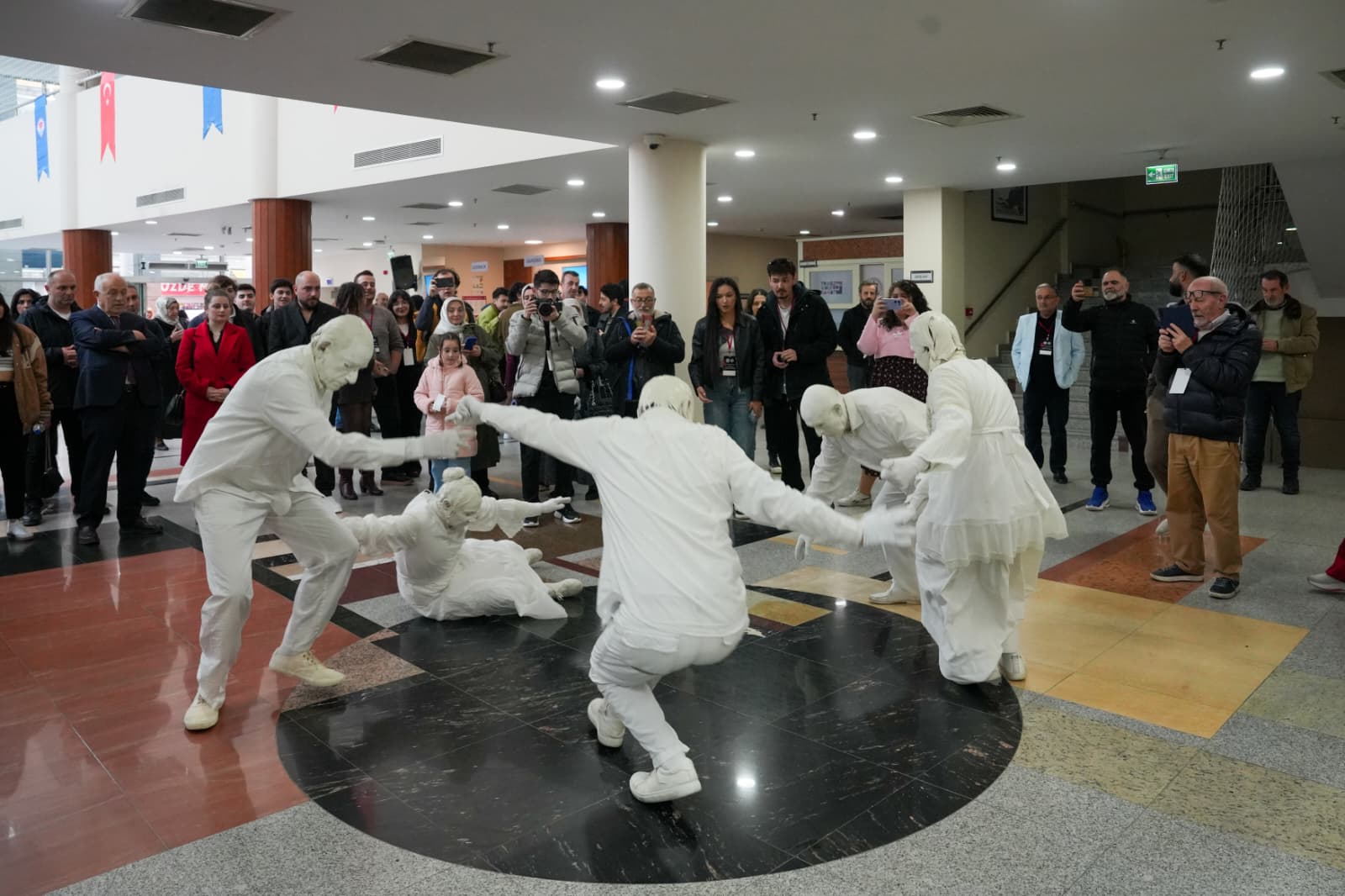 Trabzon’da 5. Uluslararası Tiyatro Festivali