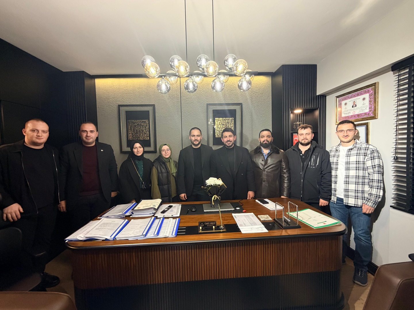 AK Parti Trabzon İl Gençlik Kolları’ndan Avukatlar Günü Ziyareti