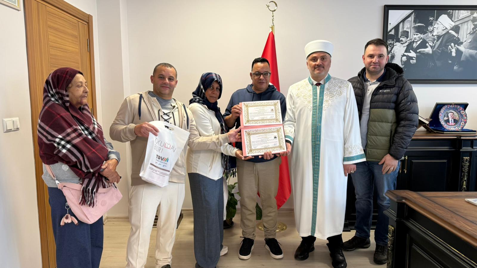 Ortahisar’da İhtida Sevinci: Üç Kişi Müslüman Oldu