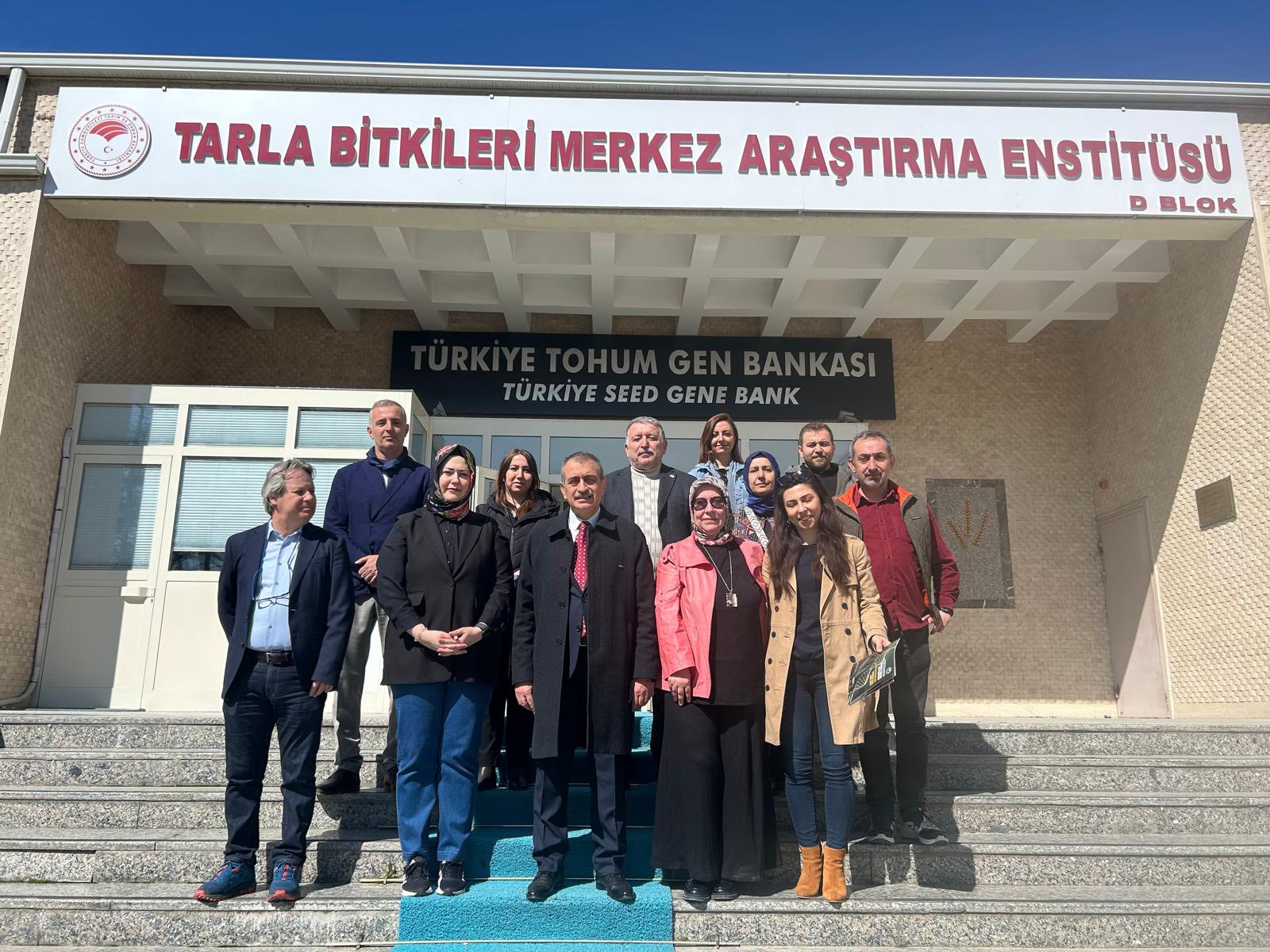 Tarla Bitkileri Merkez Araştırma Enstitüsü Müdürlüğü’ne UTEM Eğitmenlerinden Ar-Ge Ziyareti