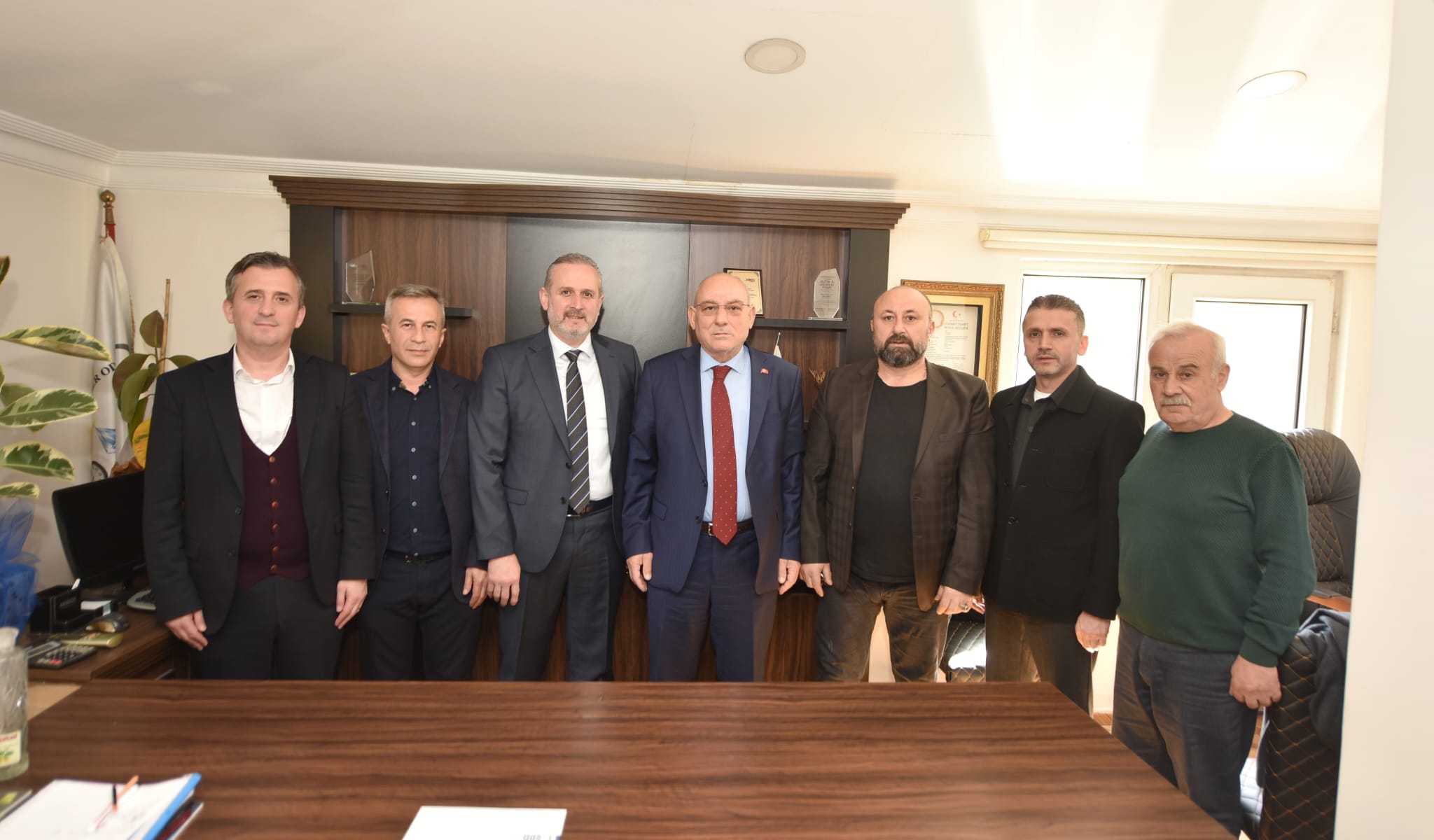 TESOB Başkanı Metin Kara’dan Kuyumcular Odası’na Ziyaret