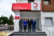 Trabzon Valiliği’nden Kızılay Kan Merkezi’ne Ziyaret