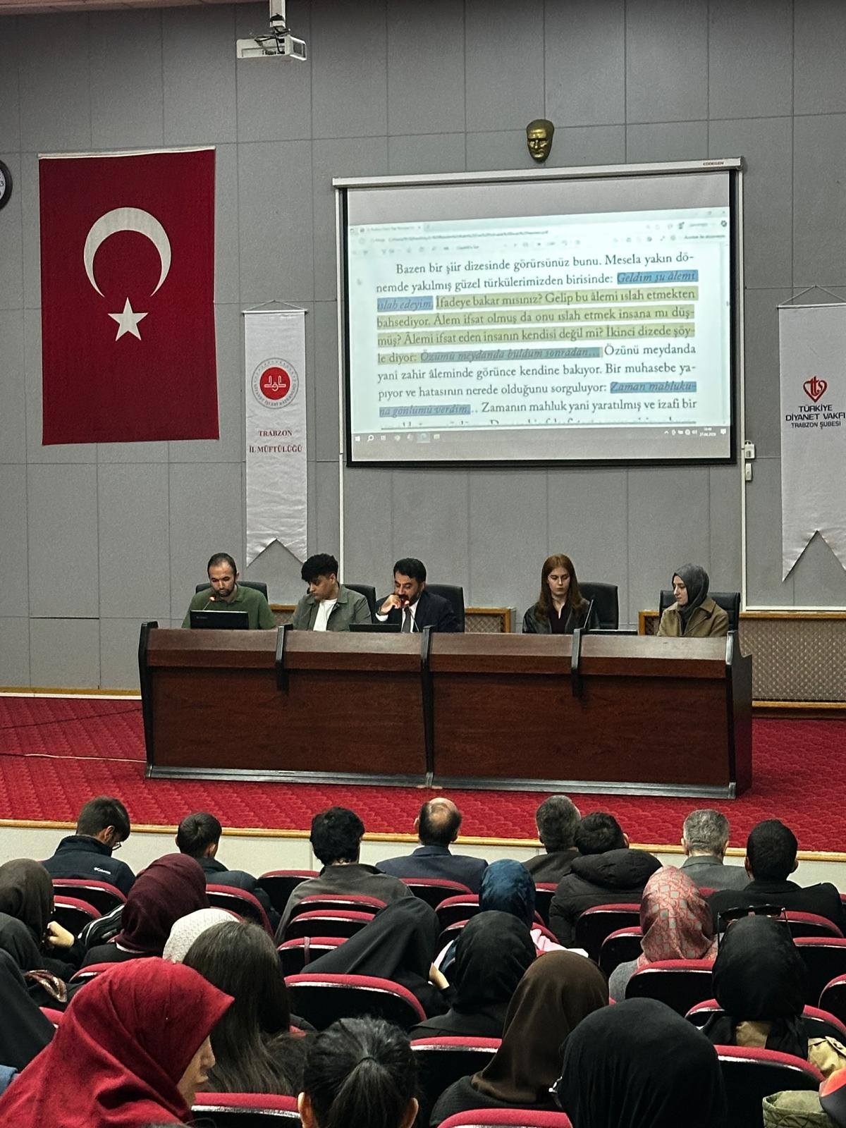Trabzon Müftüsünden Gençlere Destek
