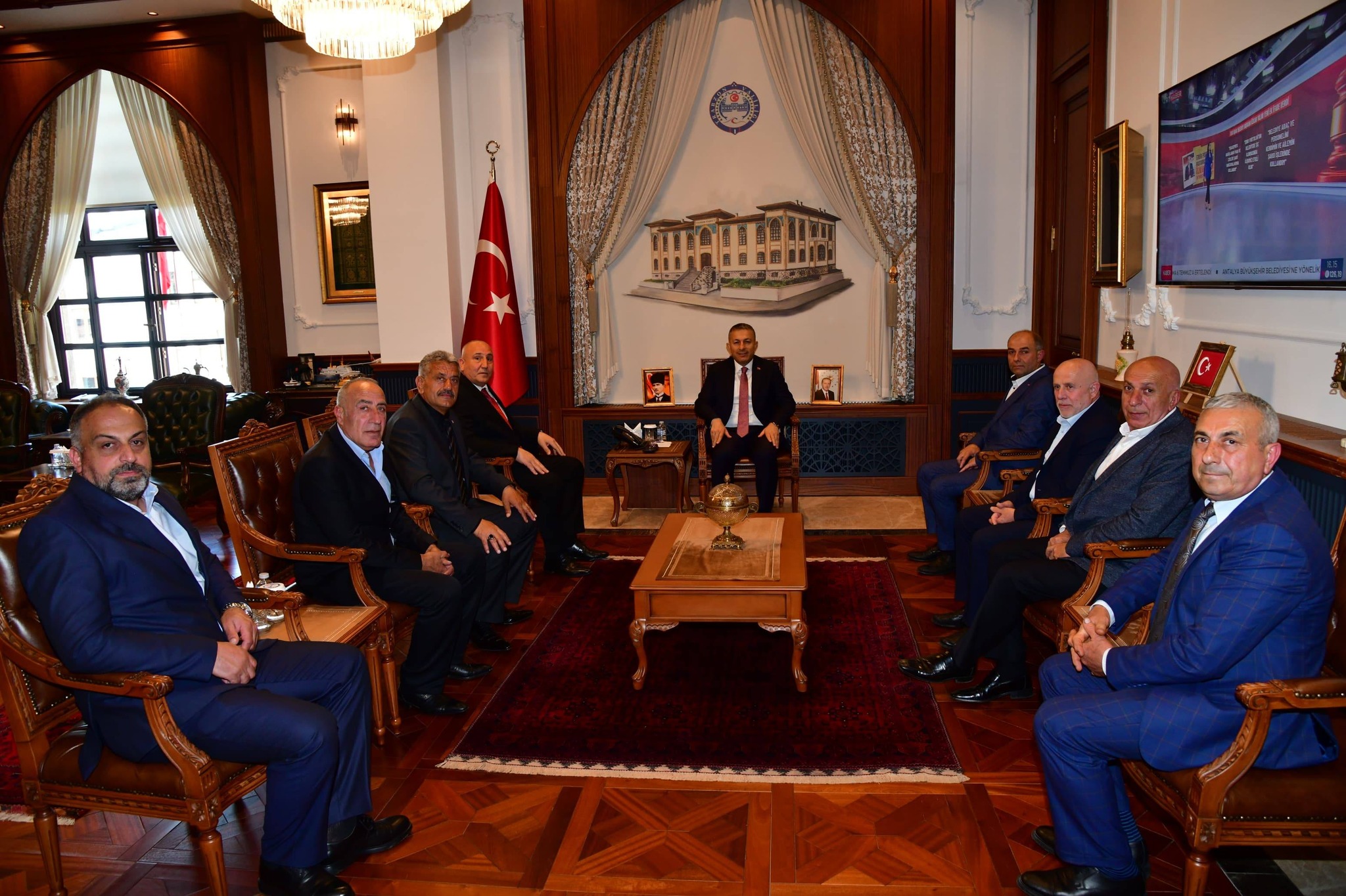Trabzon Valiliği’nde Esnaf Odası Yönetimine Ziyaret