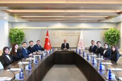 Bakan Uraloğlu, Trabzon Büyükşehir Belediyesi Gençlik Meclisi Heyetini Ağırladı