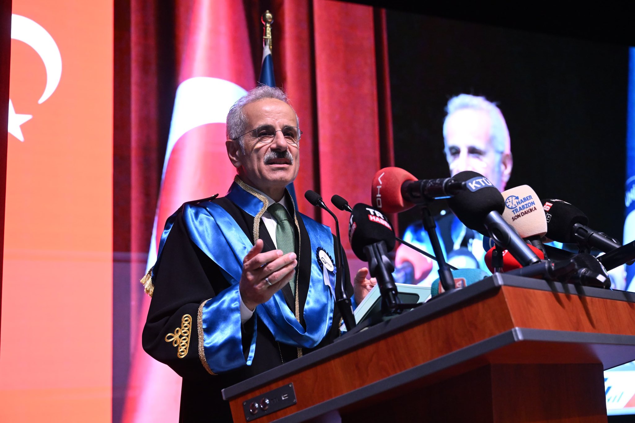 Abdulkadir Uraloğlu’na KTÜ’den Fahri Doktora Unvanı