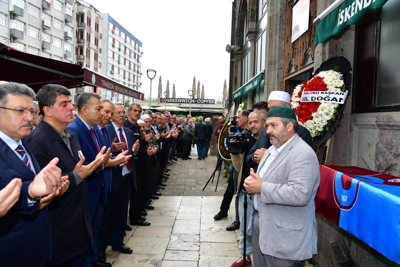 Trabzonspor Camiasının Acı Günü: Abdullah Beşir Son Yolculuğuna Uğurlandı