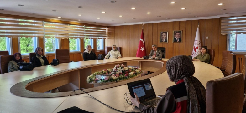 Vakfıkebir’de Kadın Meclis Üyeleri ve İhtiyar Heyetine Farkındalık Eğitimi