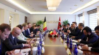 Bakan Bayraktar, Belçika Başbakan Yardımcısı Prevot ile Görüştü