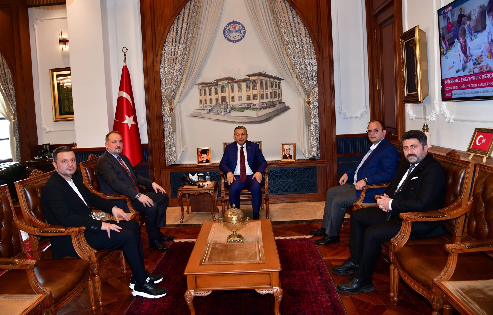 Vali Şahin’den İstanbul İl Sağlık Müdürü ve Çakıroğlu Vakfı Heyetine Kabul
