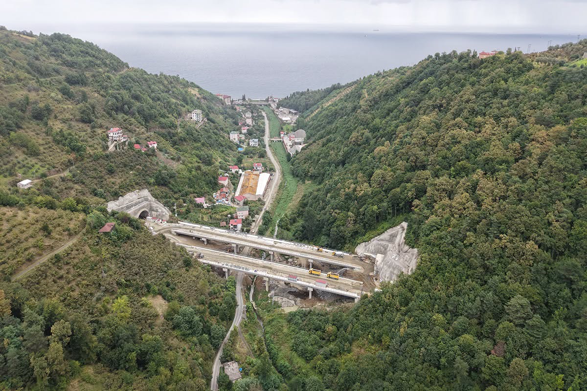 Trabzon’un Trafik Yükünü Hafifletecek Proje Adım Adım İlerliyor