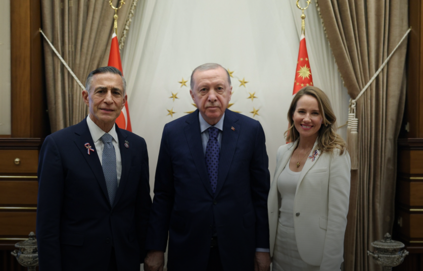 Cumhurbaşkanı Erdoğan, ABD Temsilciler Meclisi Üyesi Issa’yı kabul etti