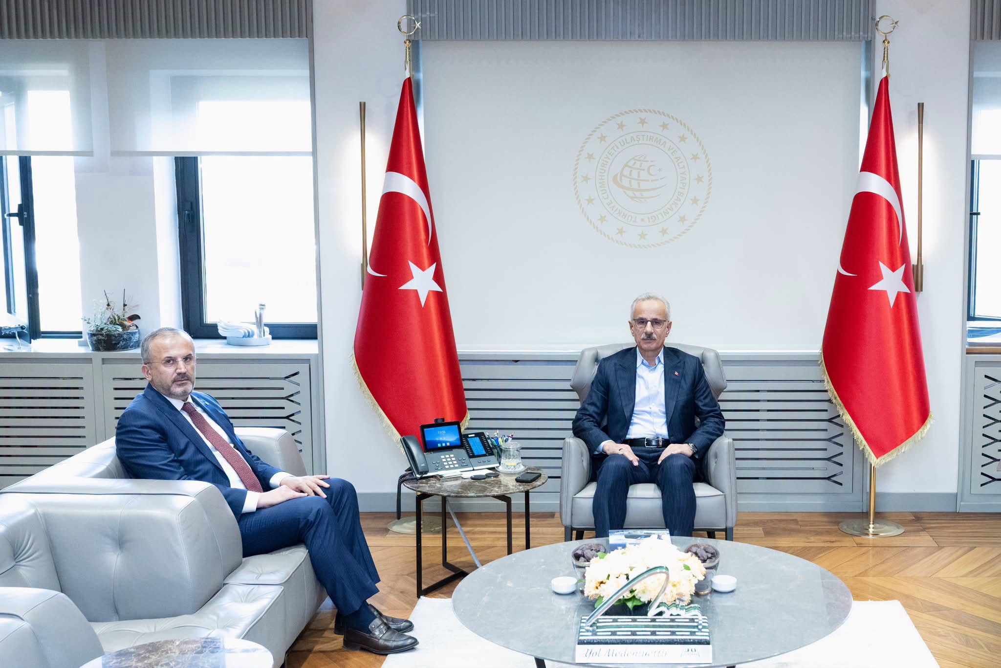 Bakan Uraloğlu, İlçe Başkanı Ahmet Serdan’ı Bakanlıkta kabul etti